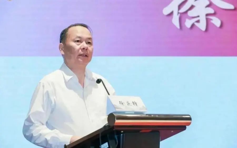 退休院长接连被查,医药反腐高压不减 退休院长接连被查,医药反腐高压不减