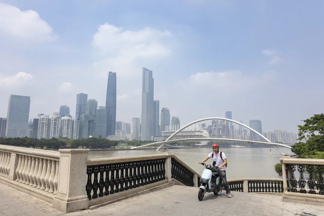 广东新一轮强降水来袭！冰雹+10级大风 周末又“泡汤”