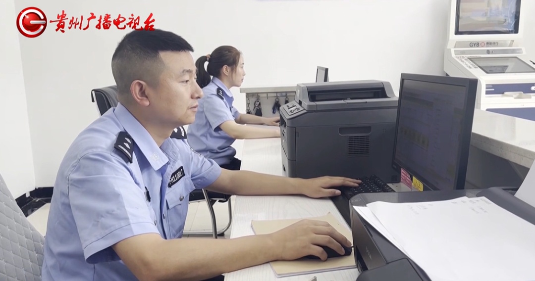 太下头！贵州一男子装“大款”盗转女友8万后，竟去娱乐场所干这事