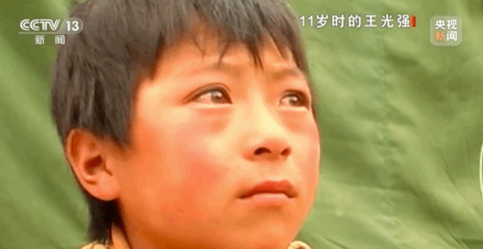 16年了！当年那些在废墟下的孩子们，现在怎么样了？