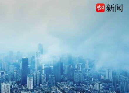 雨后南京朦胧梦幻如仙境 雨后南京朦胧梦幻如仙境