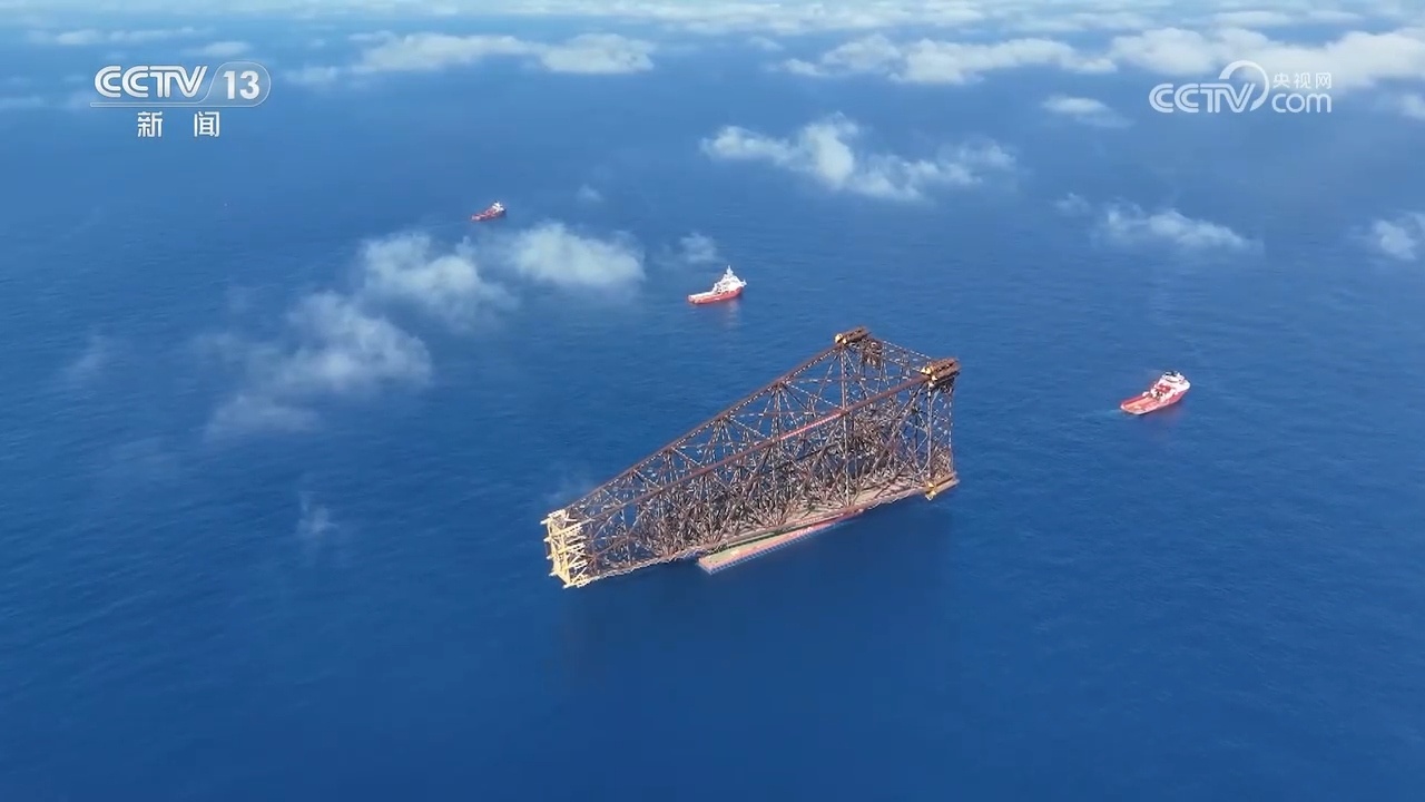 我国大型海上平台装船运输能力实现重要突破 装船运输技术已跃居世界先进水平 我国大型海上平台装船运输能力实现重要突破 装船运输技术已跃居世界先进水平