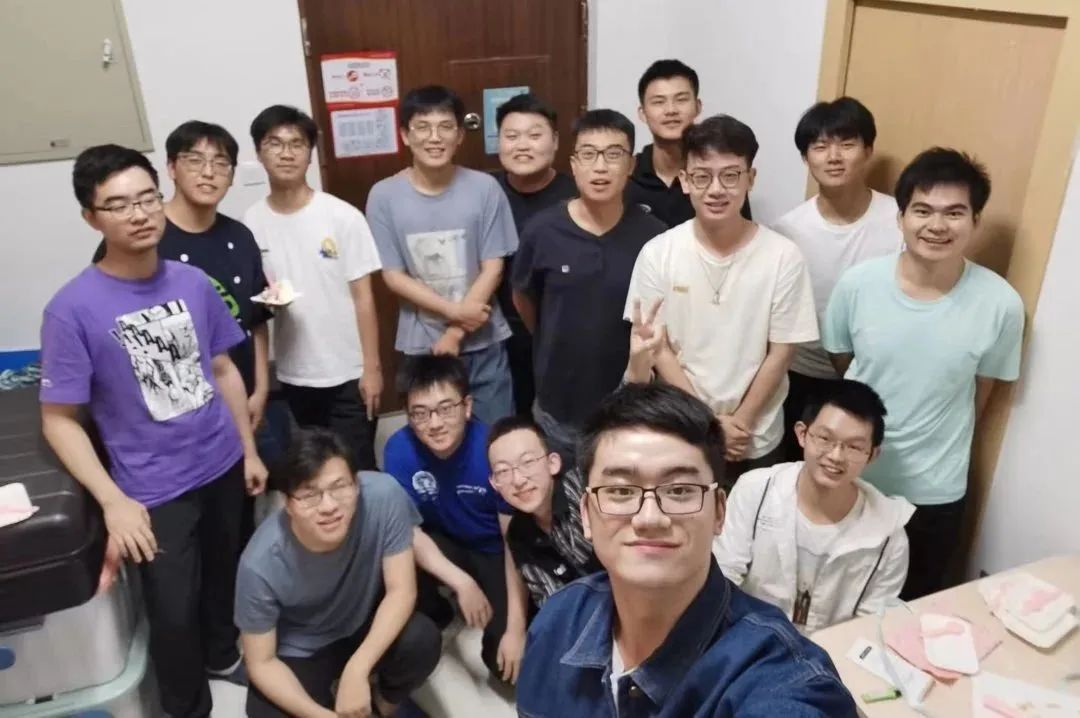 “不扫兴”的班级,拿下三个100%!他们有独家秘笈…… “不扫兴”的班级,拿下三个100%!他们有独家秘笈……