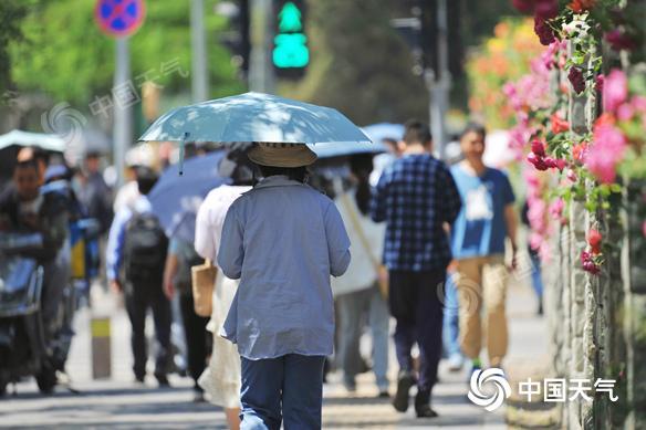 30.1℃！北京迎来今年首个30℃ 午后阵风可达6级左右