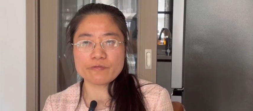 百万快递堆家中，却一个也不拆！这位老人到底缺了什么？