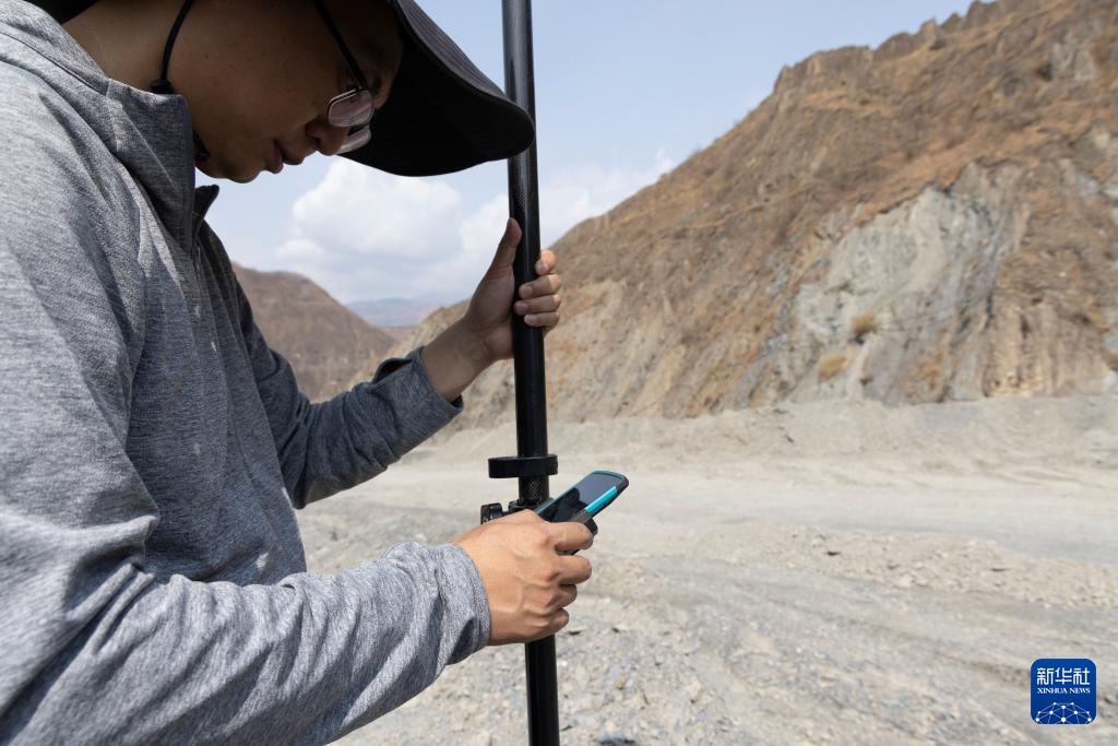走进“泥石流天然博物馆” 走进“泥石流天然博物馆”