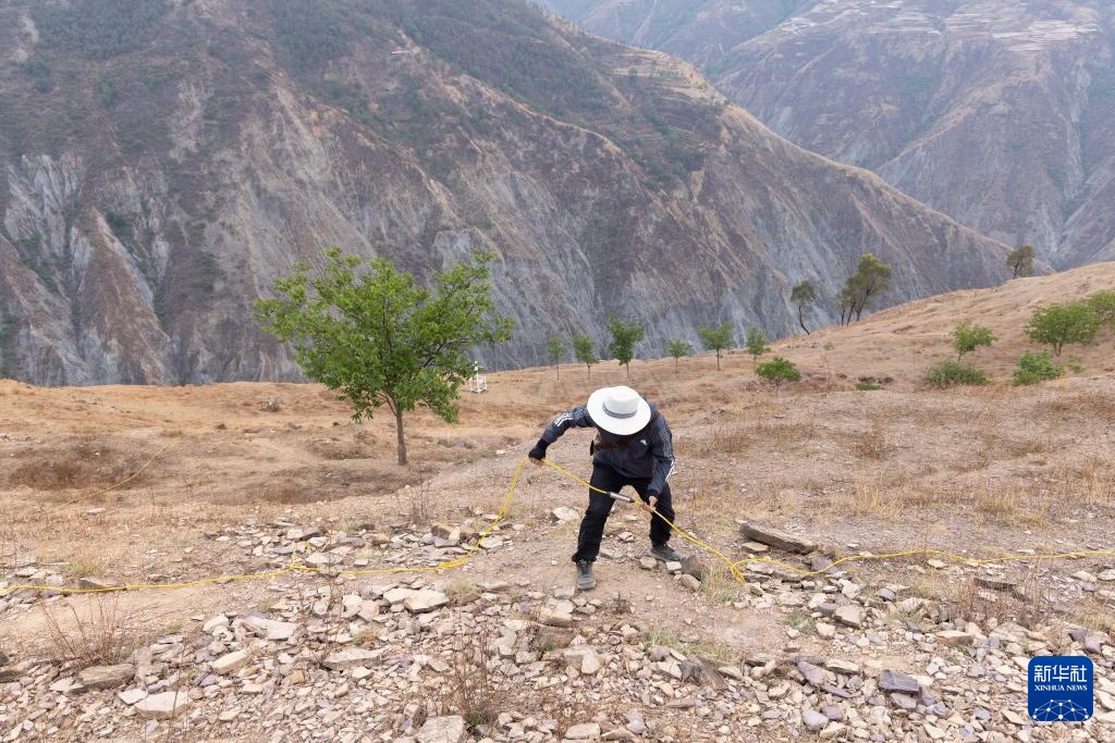 走进“泥石流天然博物馆” 走进“泥石流天然博物馆”
