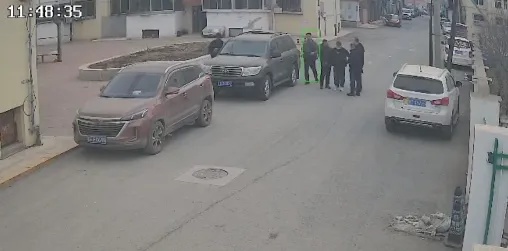 一句“你瞅啥”,1人死亡2人受伤!16年后,三名嫌疑人全部到案! 一句“你瞅啥”,1人死亡2人受伤!16年后,三名嫌疑人全部到案!