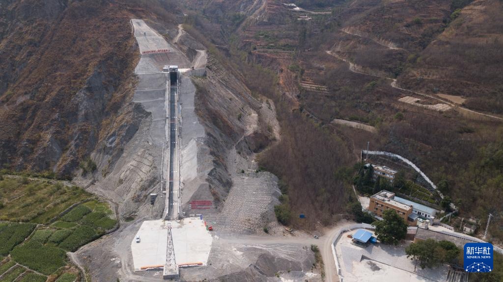 走进“泥石流天然博物馆” 走进“泥石流天然博物馆”