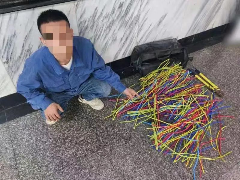 步行到60楼，“闯关”还是失败了