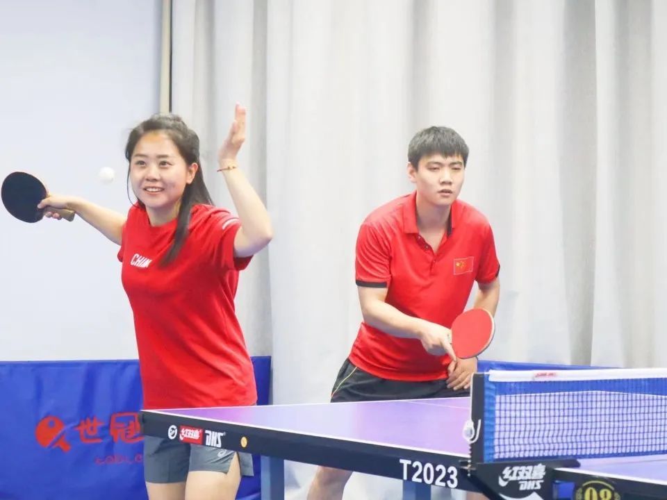 爱“乒”才会赢——2024年大兴区首届职工文体嘉年华职工乒乓球比赛挥拍开赛 爱“乒”才会赢——2024年大兴区首届职工文体嘉年华职工乒乓球比赛挥拍开赛