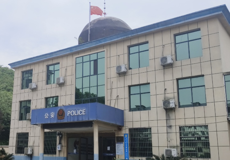 这女子不对劲！事件追溯到二十年前......