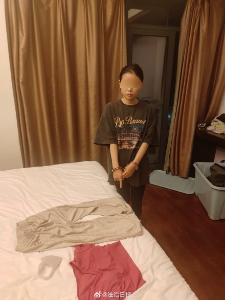 一女子免税城内连偷三家被刑拘36岁女子在三亚免税店盗窃被刑拘