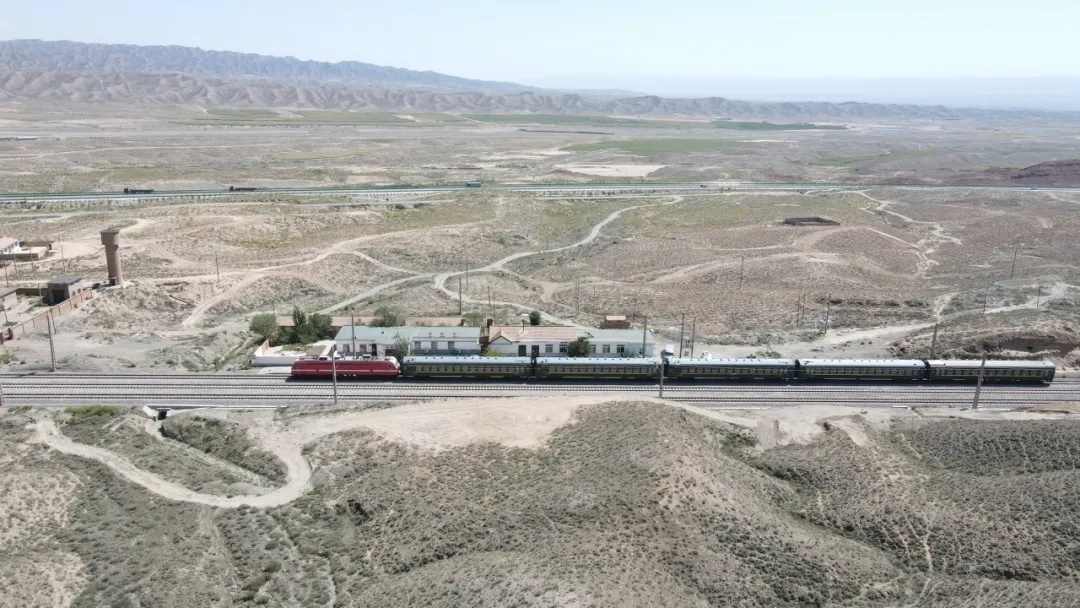 这条铁路7座车站名中都有这个字！