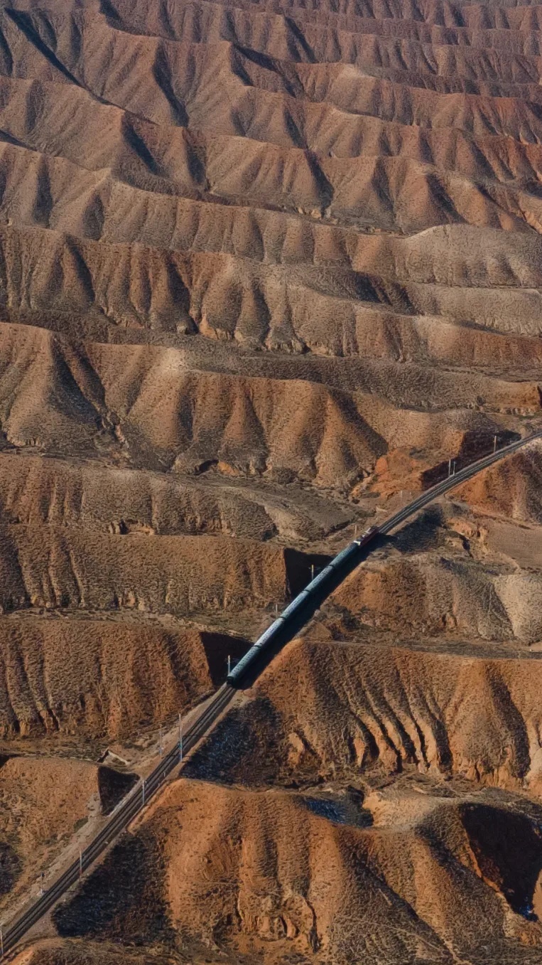 这条铁路7座车站名中都有这个字！