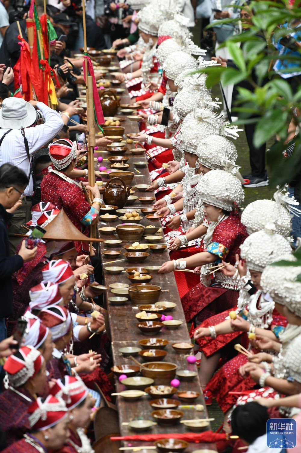 贵州：欢庆“四月八”