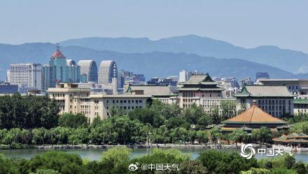 北京能见度拉到满格了 城市尽收眼底可见远山 北京能见度拉到满格了 城市尽收眼底可见远山