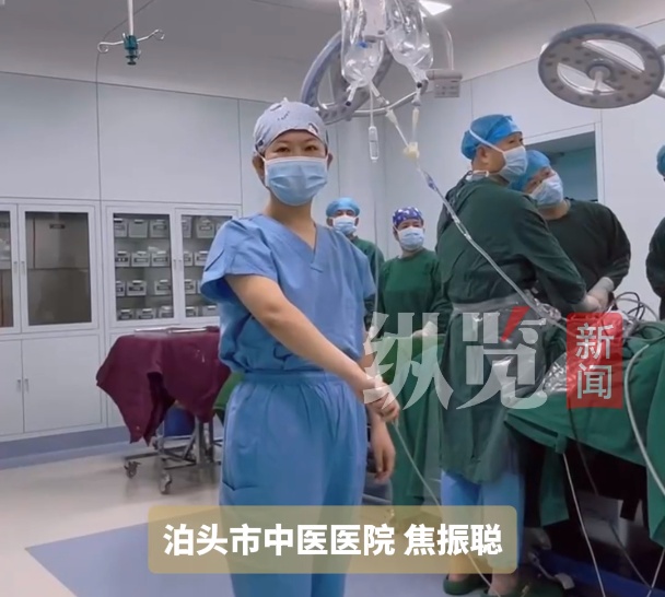 事发河北街头！跪地救人的“白衣女侠”，找到了！