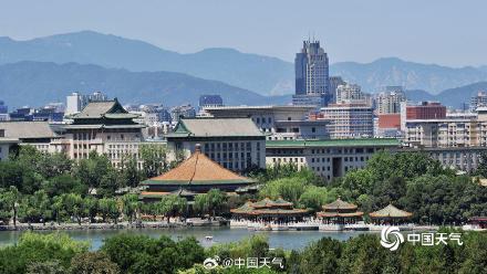 北京能见度拉到满格了 城市尽收眼底可见远山 北京能见度拉到满格了 城市尽收眼底可见远山