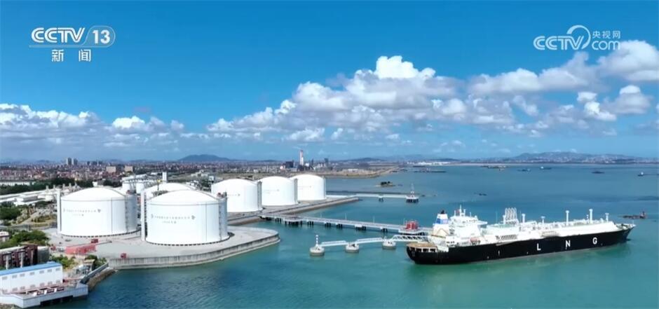 从天空到海洋 “中国制造”赋能高质量发展 “制造强国”步伐持续加快