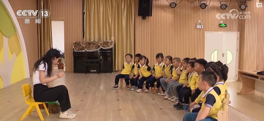 我国学前教育实现基本普及 普惠性幼儿园在园幼儿占比达90.8% 我国学前教育实现基本普及 普惠性幼儿园在园幼儿占比达90.8%