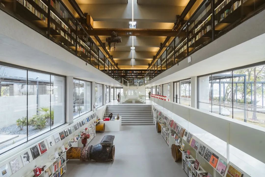 数字化时代，实体书店探步向前