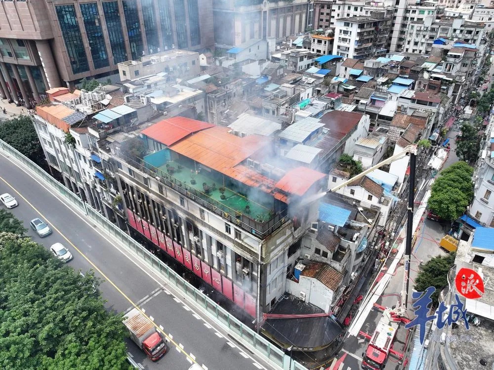 广州一批发市场发生火灾，有人不幸遇难