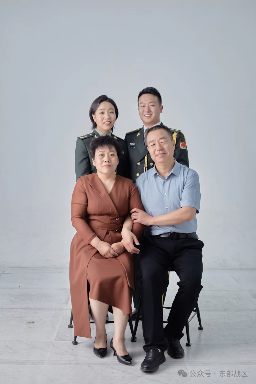 从省台编导到海防女兵,再到军嫂,她靠实力圈粉无数! 从省台编导到海防女兵,再到军嫂,她靠实力圈粉无数!