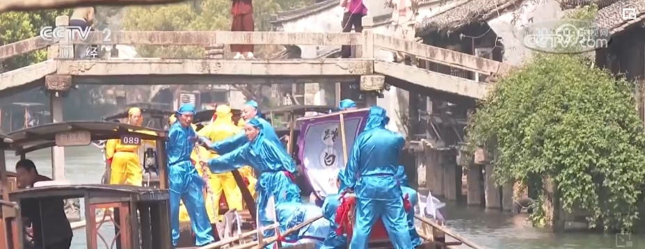 国内旅游市场成消费领域亮点 “古城”“古镇”游激活消费新活力 国内旅游市场成消费领域亮点 “古城”“古镇”游激活消费新活力