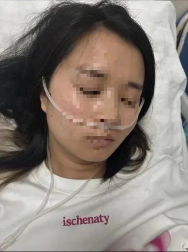 女子劳动仲裁获赔9000元，老板竟拎出一大袋硬币