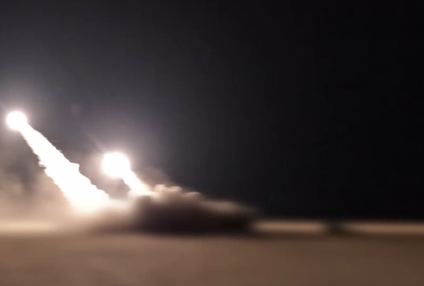 突发！以色列遭60枚火箭弹袭击