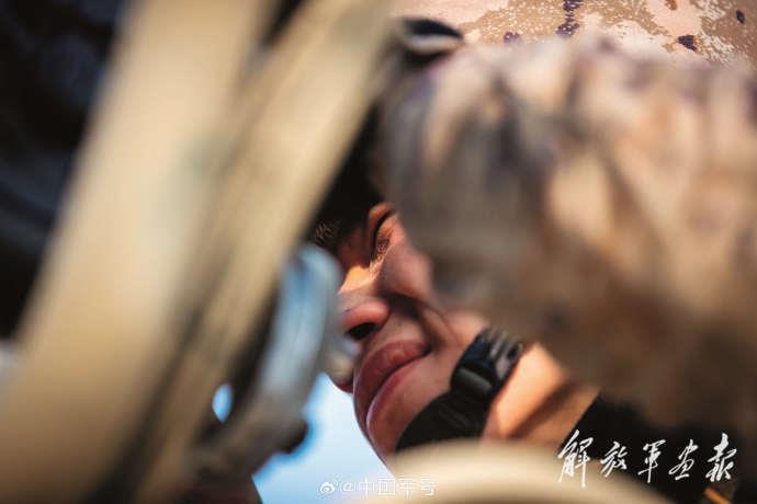 “不后悔,不后退!”高原官兵的口号令人泪目 “不后悔,不后退!”高原官兵的口号令人泪目