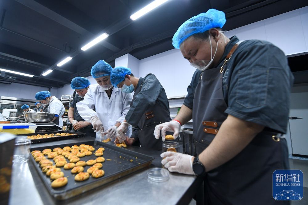 吉林长春:残健融合的助残烘焙店 吉林长春:残健融合的助残烘焙店