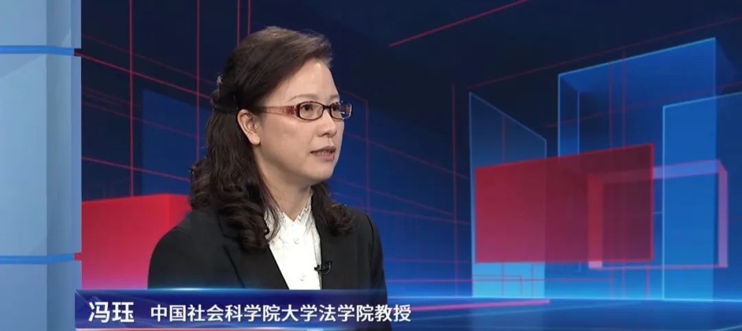 12岁女孩遭车祸不幸离世，亲生父母和养父母同时起诉索要赔偿……