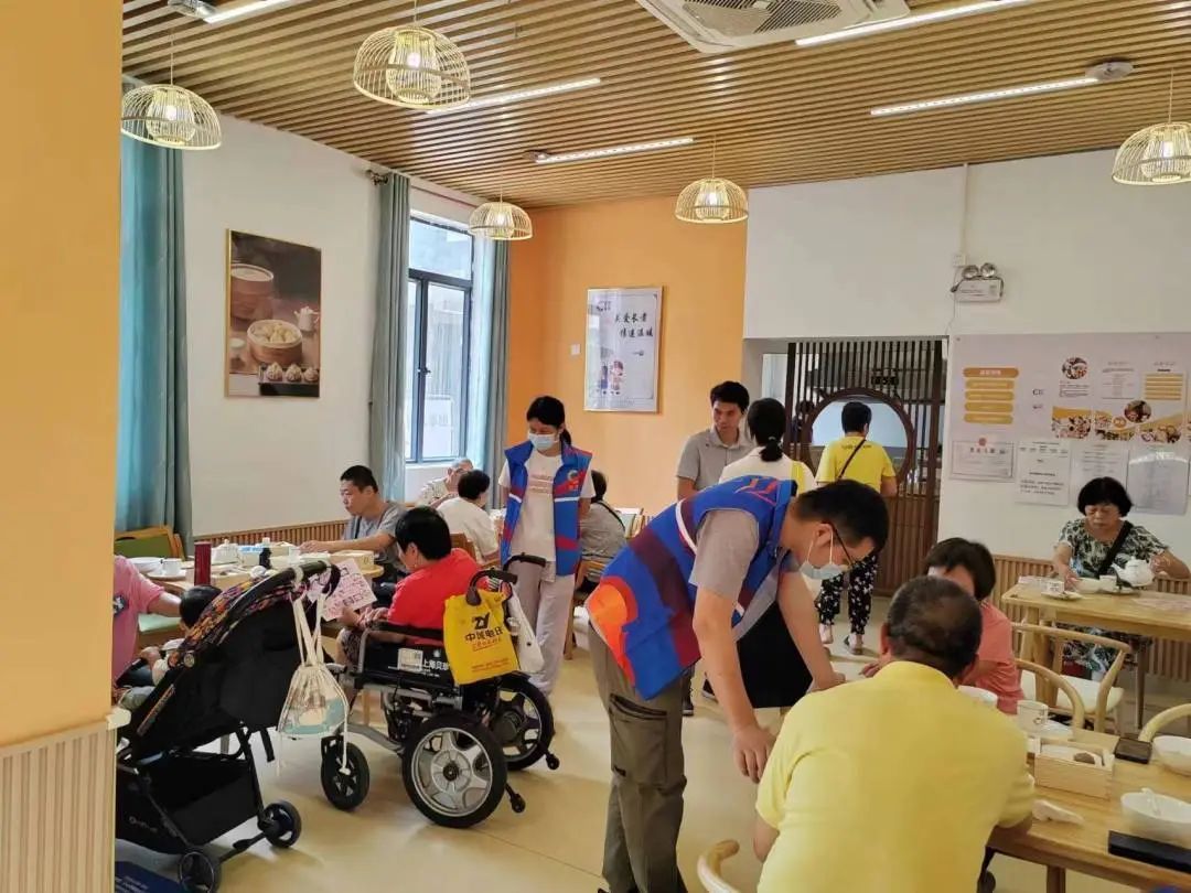 广州首个！这里的长者饭堂能叹早茶：虾饺5元/份、还有烧卖、叉烧包……