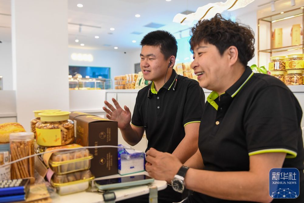 吉林长春:残健融合的助残烘焙店 吉林长春:残健融合的助残烘焙店