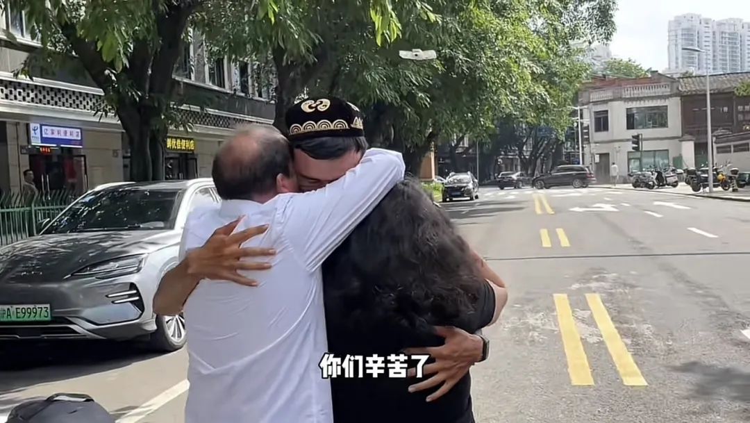 骑行7700公里！新疆小伙为何执意要去福建？