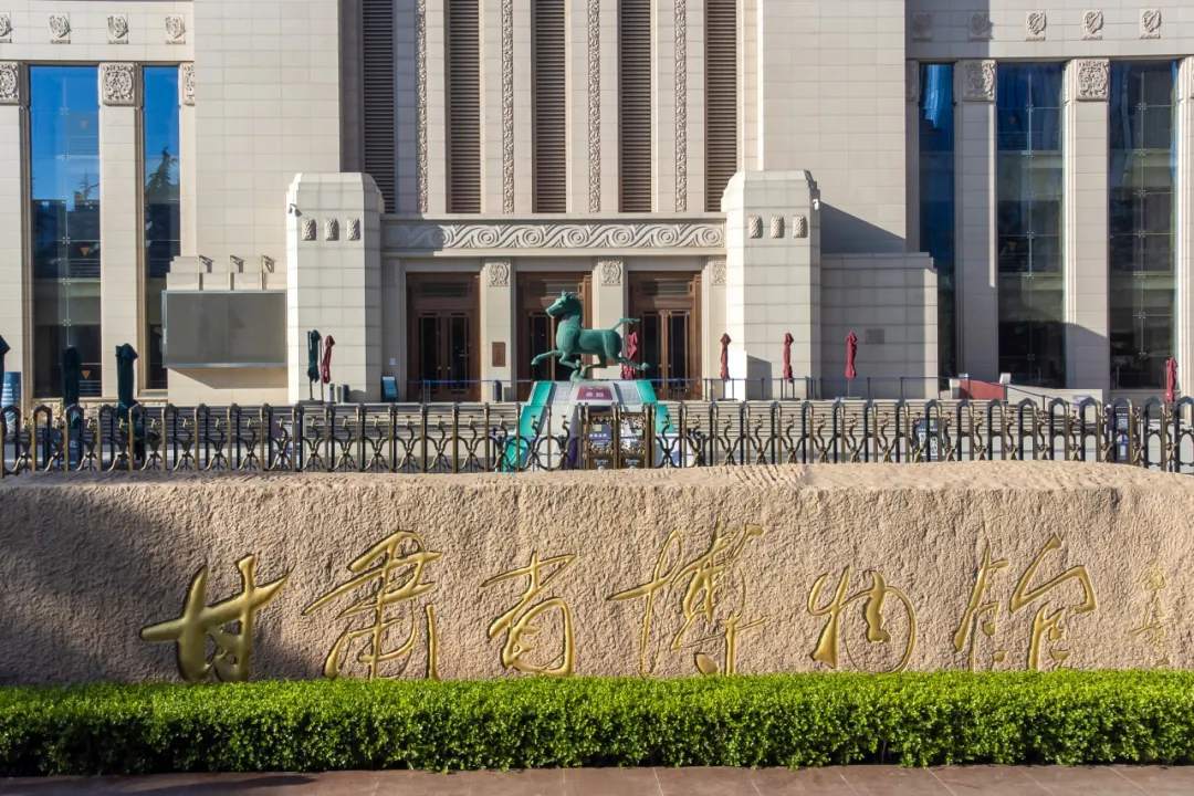 “国宝”亮相新高铁站？“本尊”限时返场！