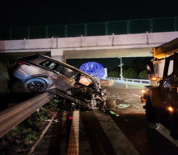 酒后“智驾”当“代驾”，他获刑三个月
