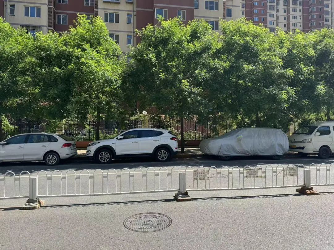 “效果很明显”！北京这里“停两排”的问题，就这么解决了→