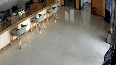 浙江一派出所收到用25年前旧报纸包着的神秘包裹,民警打开发现一把枪! 浙江一派出所收到用25年前旧报纸包着的神秘包裹,民警打开发现一把枪!