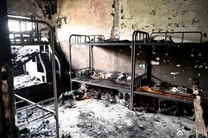 太危险!整间卧室被烧光!夏天你家可能每天都在用 太危险!整间卧室被烧光!夏天你家可能每天都在用