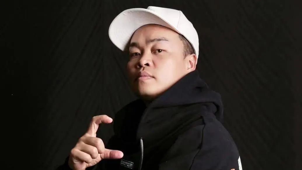 亓祥宇奥运资格赛摘银，霹雳舞如何在中国刮起旋风