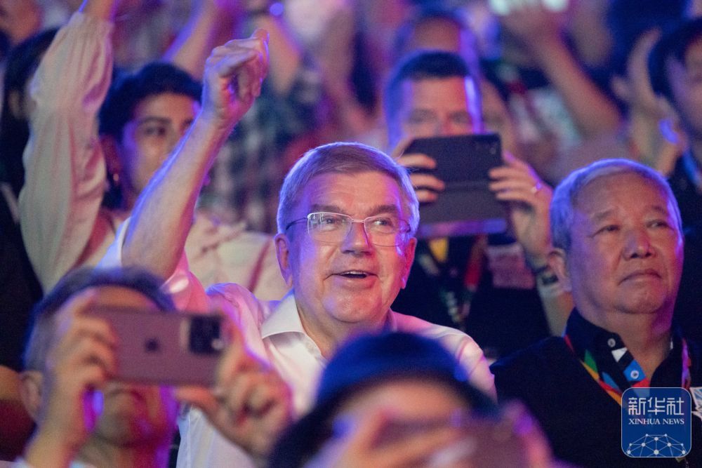 巴黎奥运预备式丨奥运会资格系列赛上海站：亓祥宇获霹雳舞亚军