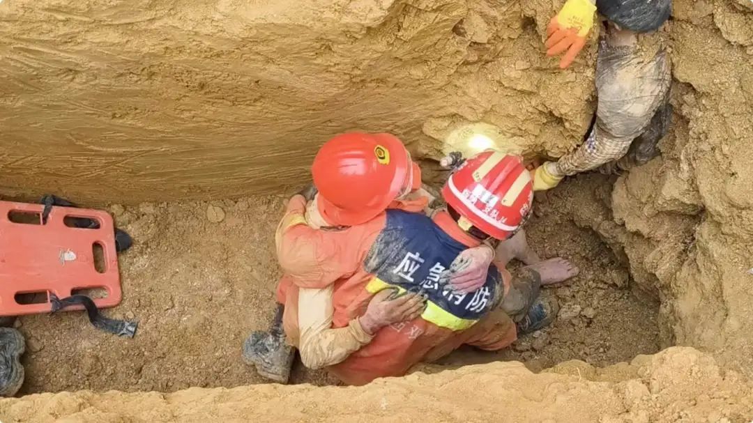 一茶厂土方坍塌，3人不幸遇难！