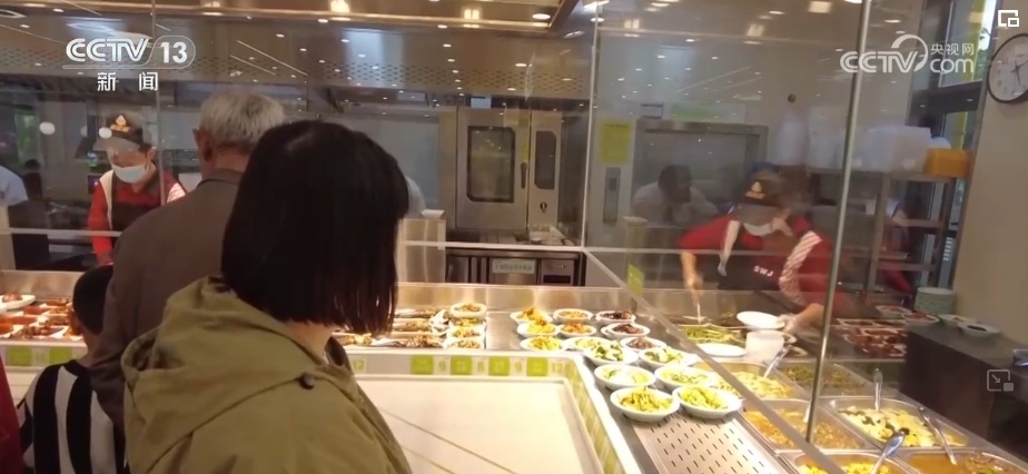 引“活水”打“开门” 百姓乐享“惠”民“食”光 引“活水”打“开门” 百姓乐享“惠”民“食”光