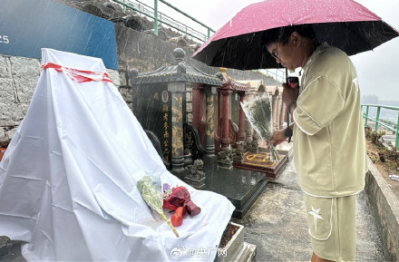 破坏黄家驹墓碑者今日提审