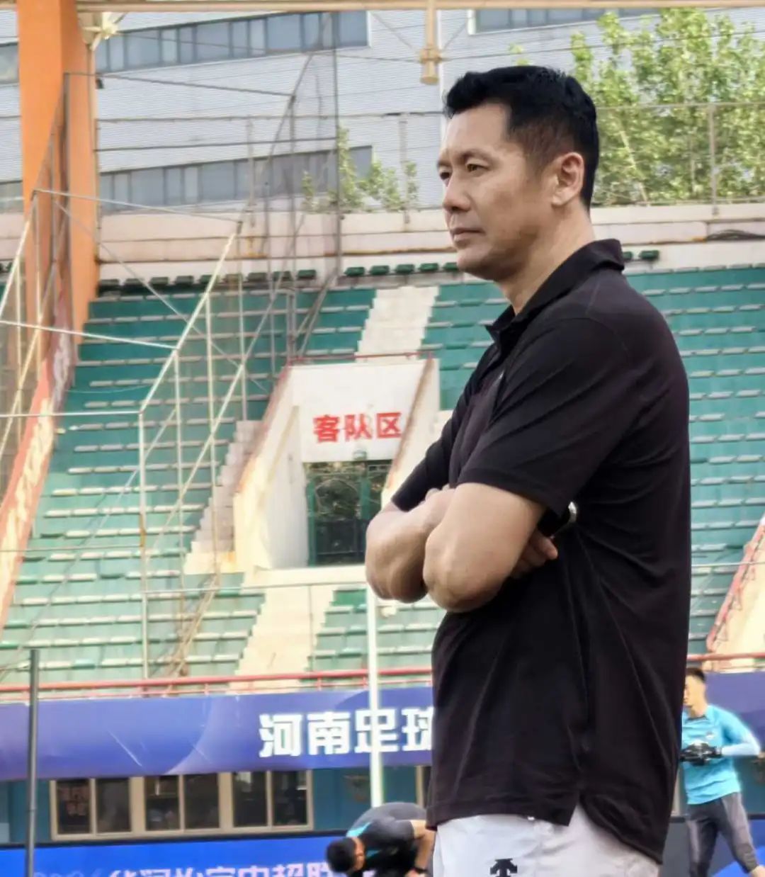 4连败后，被骂“霸道总裁”的李玮锋“背锅”离开？嘘声下的河南队路在何方？