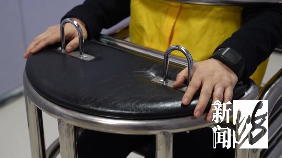 上海警方出动10余个抓捕小组!上百人被骗 太恶劣 上海警方出动10余个抓捕小组!上百人被骗 太恶劣