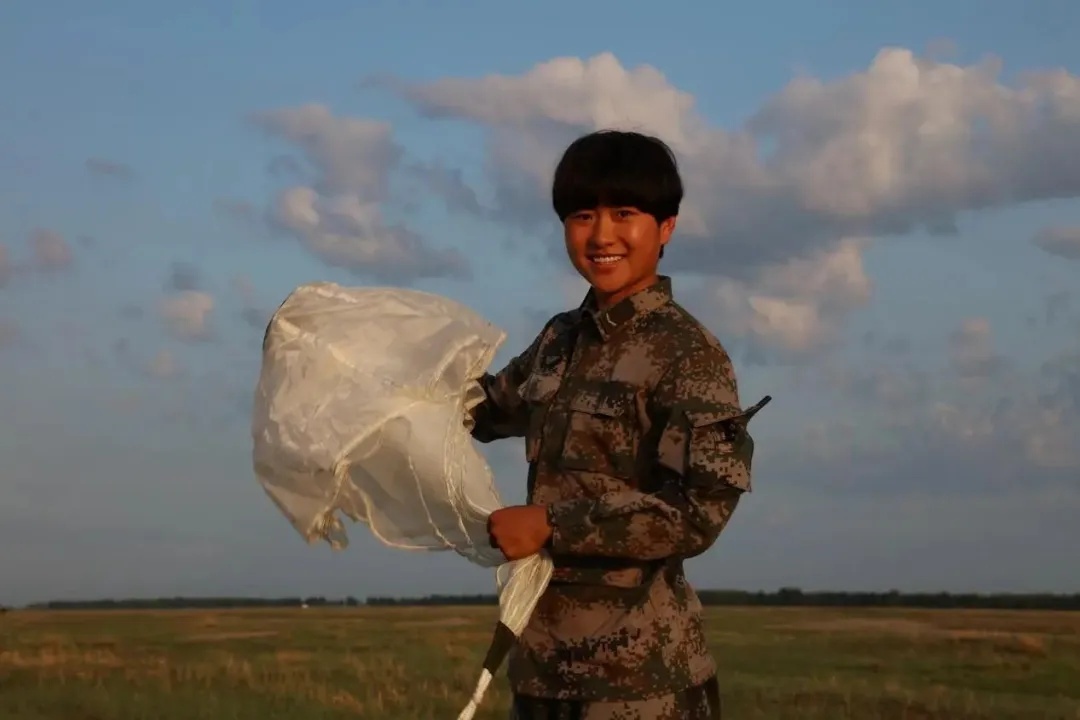 24岁提干!特战女排长再立新功! 24岁提干!特战女排长再立新功!